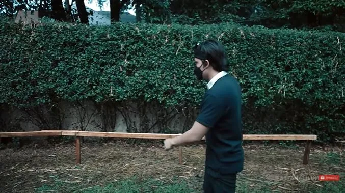 Momen Atta Halilintar bersama hewan kurban © 2021 brilio.net