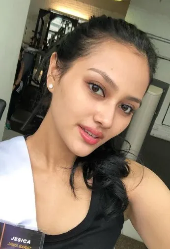 Potret jebolan Puteri Indonesia tampil flawless dari berbagai sumber Potret jebolan Puteri Indonesia tampil flawless dari berbagai sumber