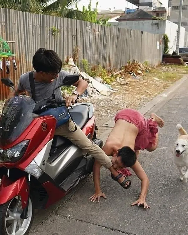 aksi pengendara motor lucu abis © 2021 instagram.com