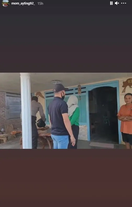 momen Umi Kalsum datangi haters © Instagram momen Umi Kalsum datangi haters © Instagram