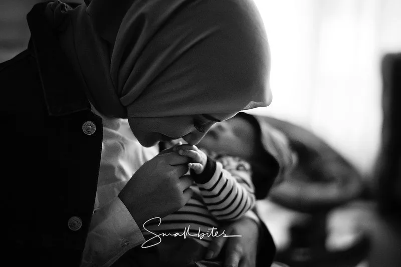 potret Zaskia Sungkar bareng anak © berbagai sumber potret Zaskia Sungkar bareng anak © berbagai sumber