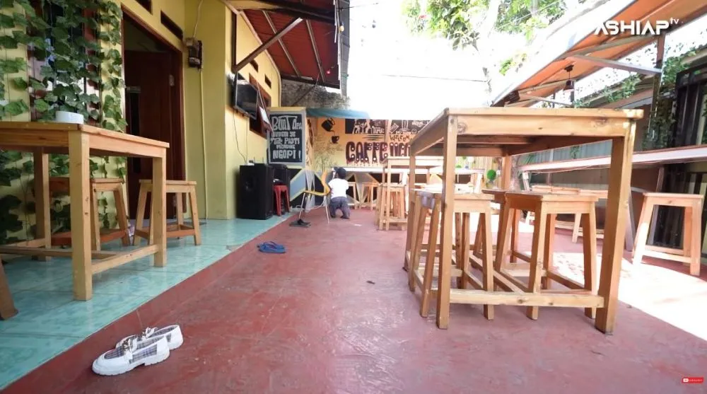 kafe Ucok Baba © 2021 brilio.net kafe Ucok Baba © 2021 brilio.net