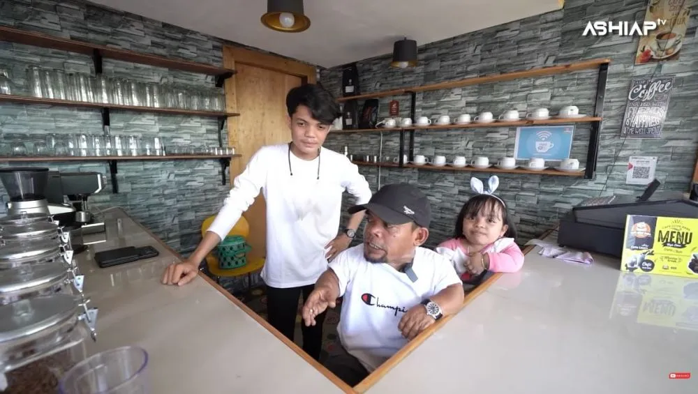 kafe Ucok Baba © 2021 brilio.net kafe Ucok Baba © 2021 brilio.net