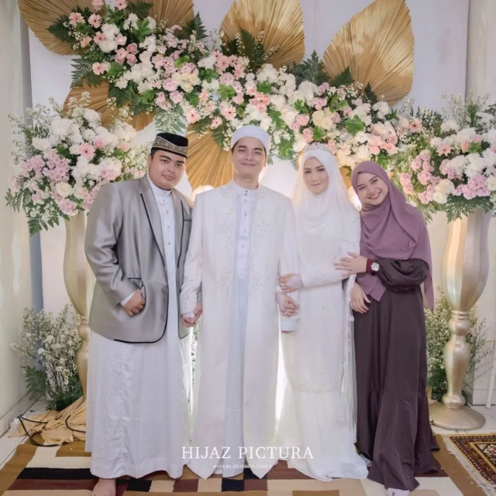 momen pernikahan Alvin Faiz dan Henny Rahman Instagram/@umi_yuni_syahla_aceh