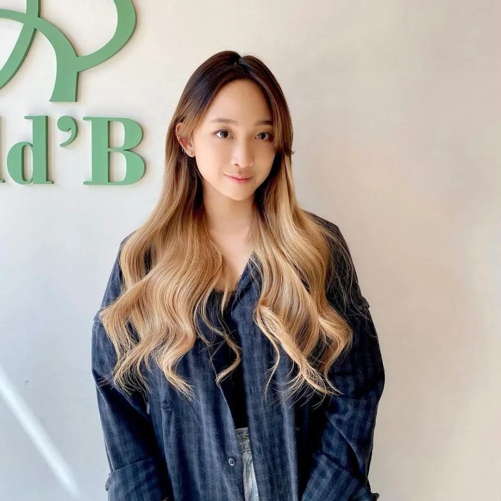 5 Penyanyi newcomers © 2021 brilio.net 5 Penyanyi newcomers © 2021 brilio.net