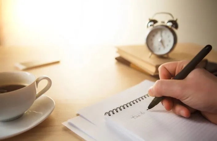 Puisi pembakar semangat kemerdekaan © 2022 berbagai sumber Puisi pembakar semangat kemerdekaan © 2022 berbagai sumber