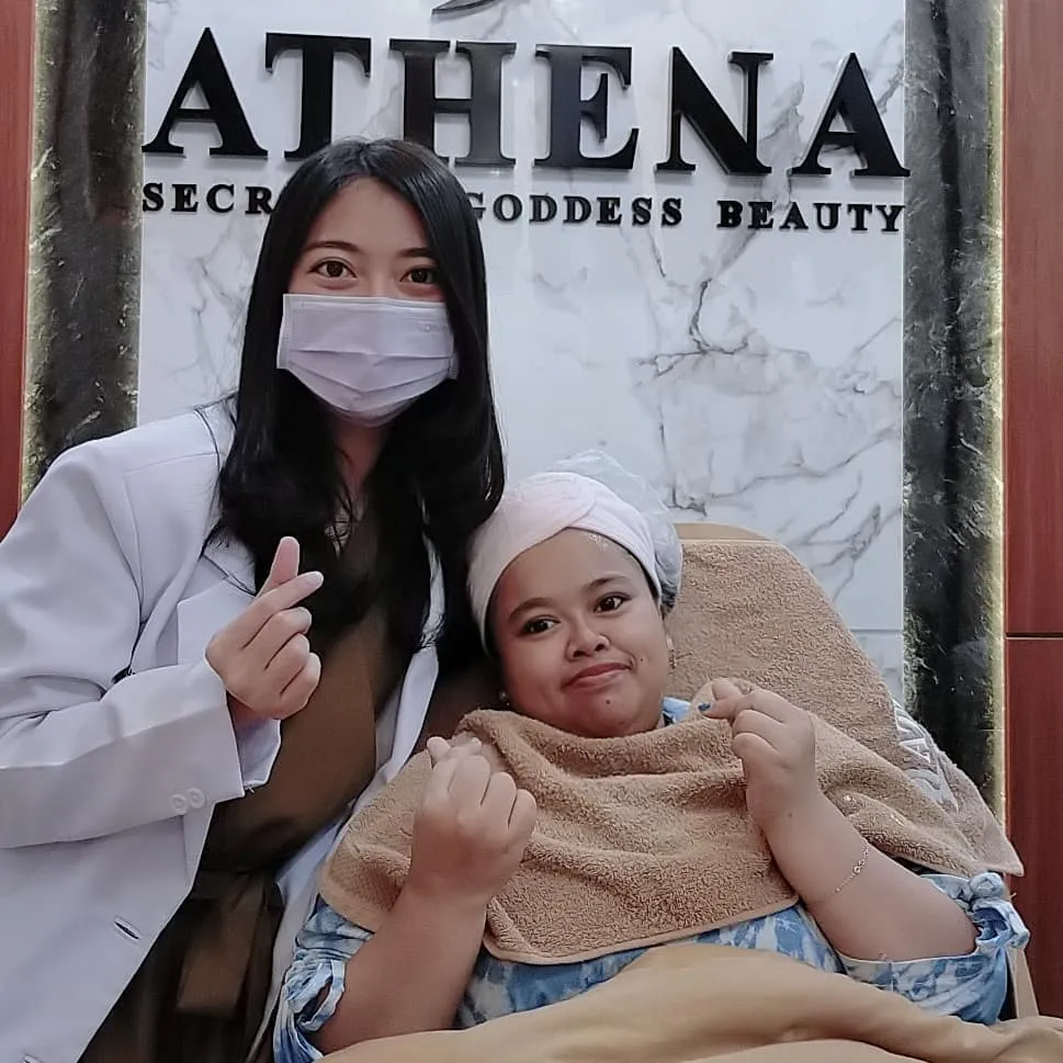 artis pelanggan klinik dokter Richard Lee © 2021 Instagram artis pelanggan klinik dokter Richard Lee © 2021 Instagram