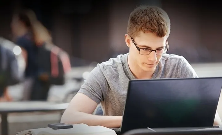 ICStar Hackathon 2021 © 2021 brilio.net ICStar Hackathon 2021 © 2021 brilio.net