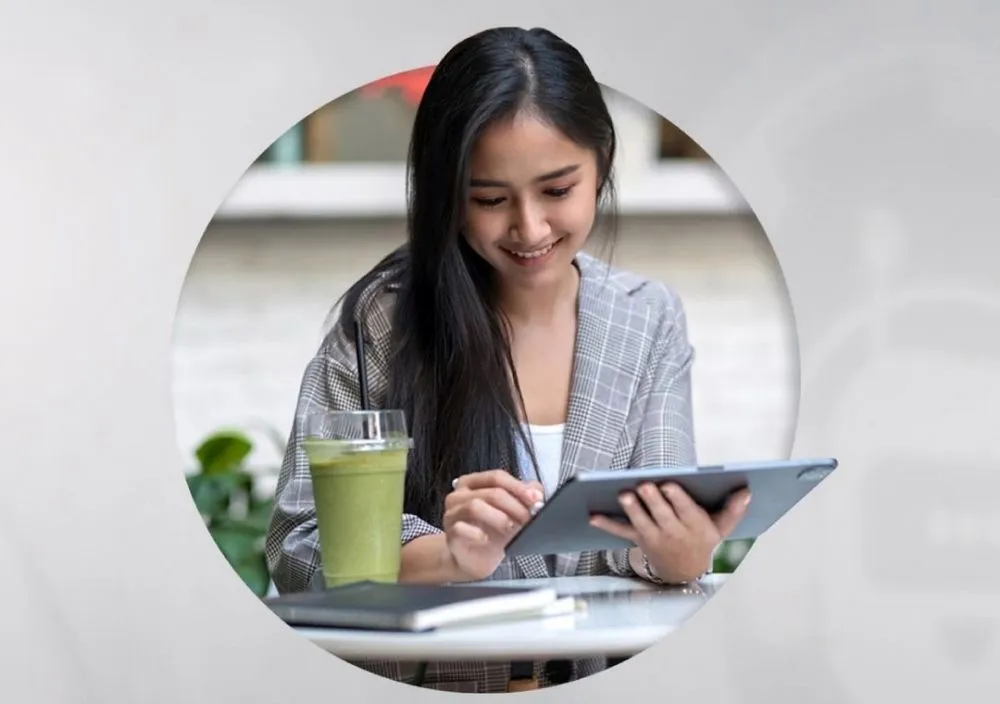 ICStar Hackathon 2021 © 2021 brilio.net ICStar Hackathon 2021 © 2021 brilio.net