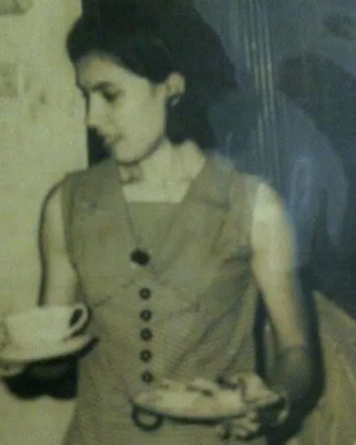 potret masa muda nenek seleb © instagram