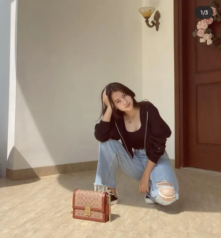 Gaya OOTD simple Sandrina Michelle Instagram/@sandrina_11