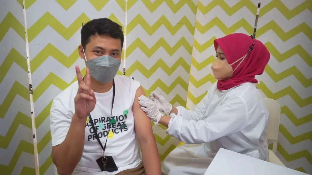 Oppo hibahkan 100 konsentrator oksigen © 2021 Oppo Indonesia Oppo hibahkan 100 konsentrator oksigen © 2021 Oppo Indonesia