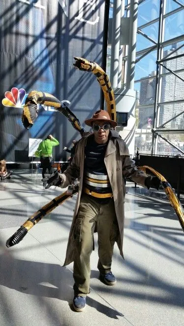7 Potret cosplay karakter Doctor Octopus berbagai sumber 7 Potret cosplay karakter Doctor Octopus berbagai sumber