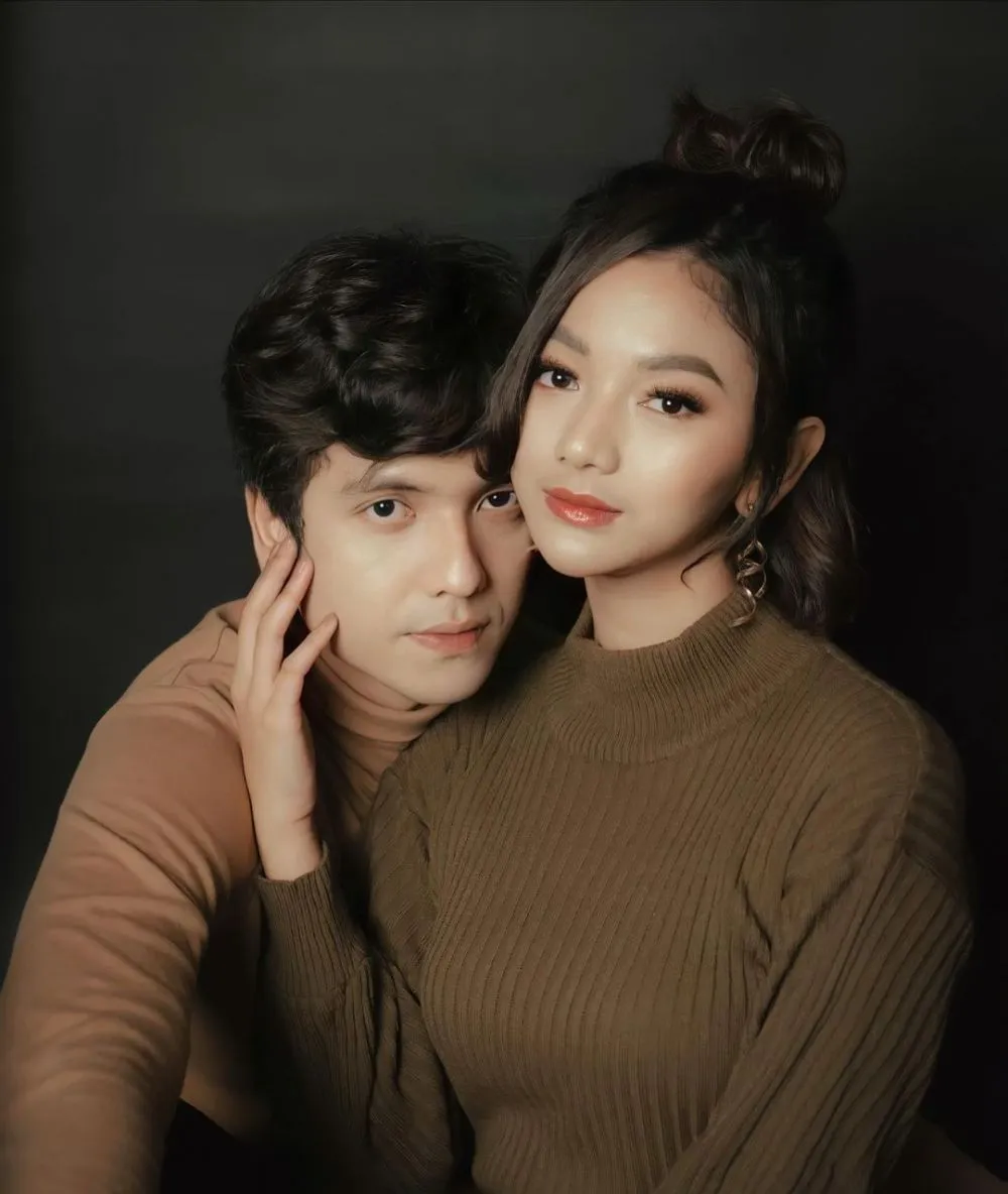 pemotretan Glenca dan Rendi © 2021 brilio.net pemotretan Glenca dan Rendi © 2021 brilio.net