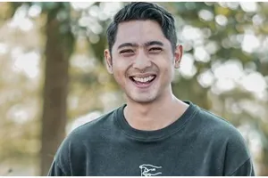 Nggak cuma jago akting, intip 6 bisnis kuliner milik Arya Saloka