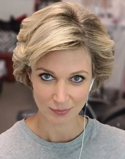 Aktris yang memerankan tokoh Putri Diana dari berbagai sumber Aktris yang memerankan tokoh Putri Diana dari berbagai sumber