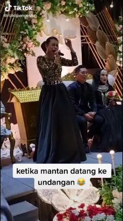 lyp sync sampai minta pangku © 2021 TikTok lyp sync sampai minta pangku © 2021 TikTok