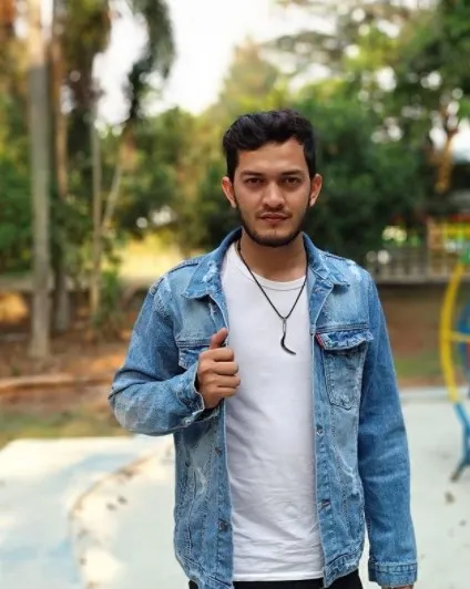 potret Teuku Dino Instagram/@teuku_dinoo