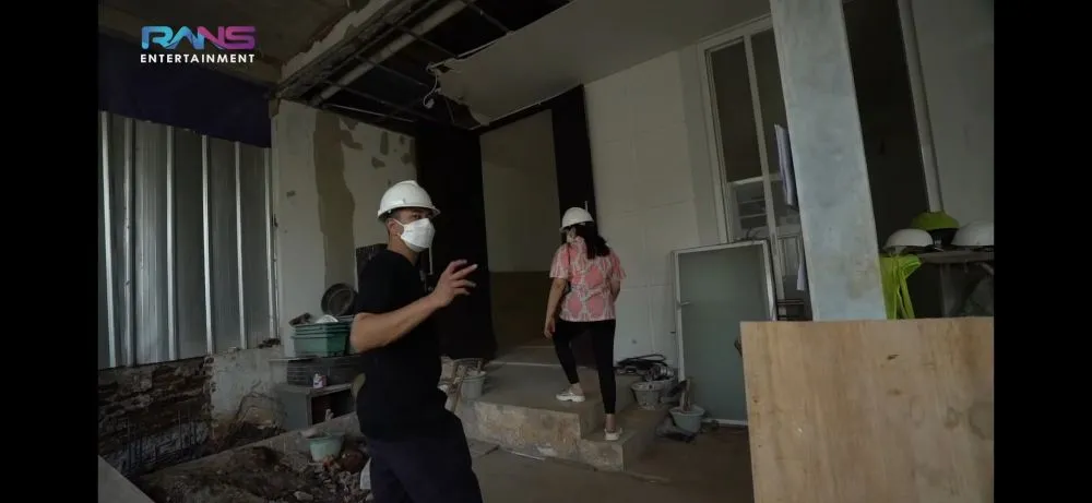 Raffi nagita cek kantor baru © 2021 brilio.net