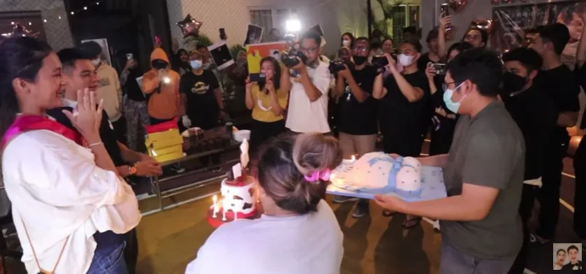 Momen kejutan ultah Paula Verhoeven YouTube/Baim Paula Momen kejutan ultah Paula Verhoeven YouTube/Baim Paula