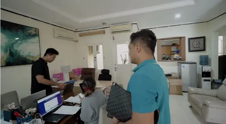 potret kantor vanessa angel © YouTube potret kantor vanessa angel © YouTube