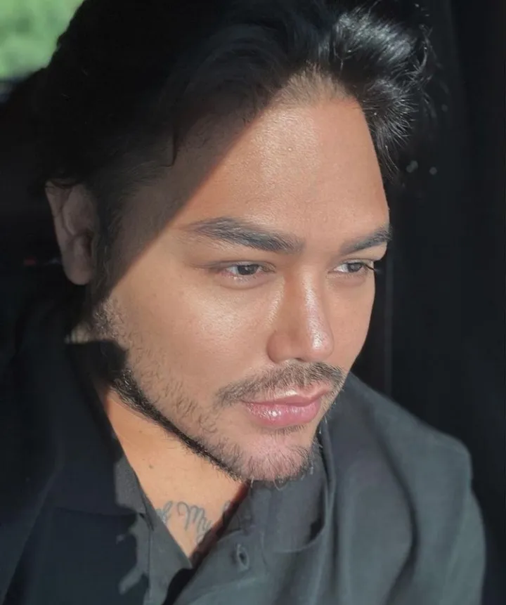 seleb turun berat badan 20 kg lebih Berbagai sumber 