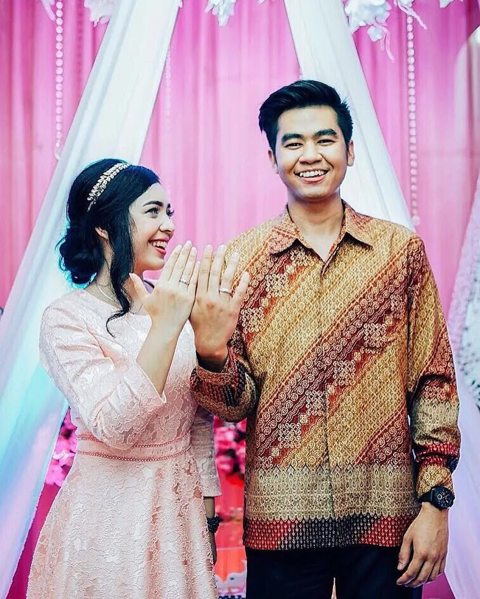 momen lamaran YouTuber © 2021 berbagai sumber