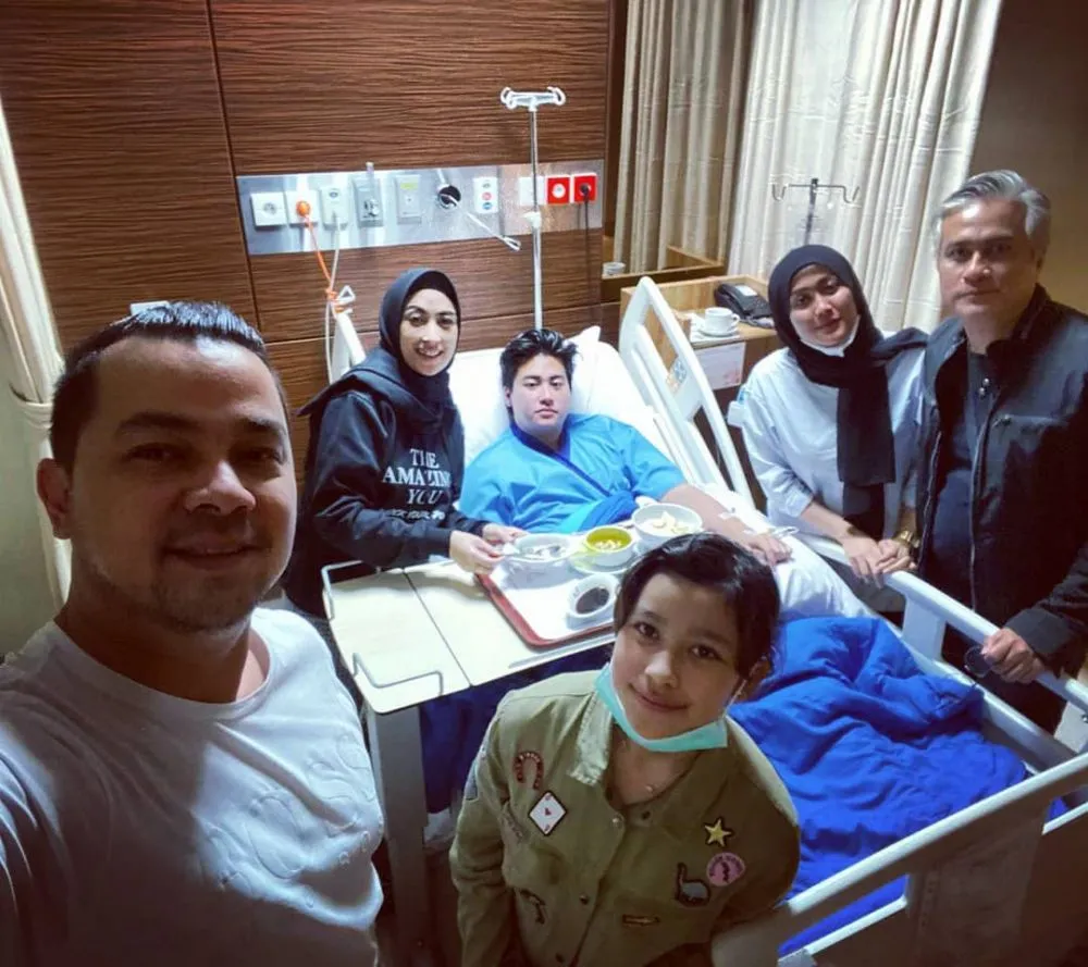 momen kompak annisa trihapsari dan mantan suami © instagram momen kompak annisa trihapsari dan mantan suami © instagram