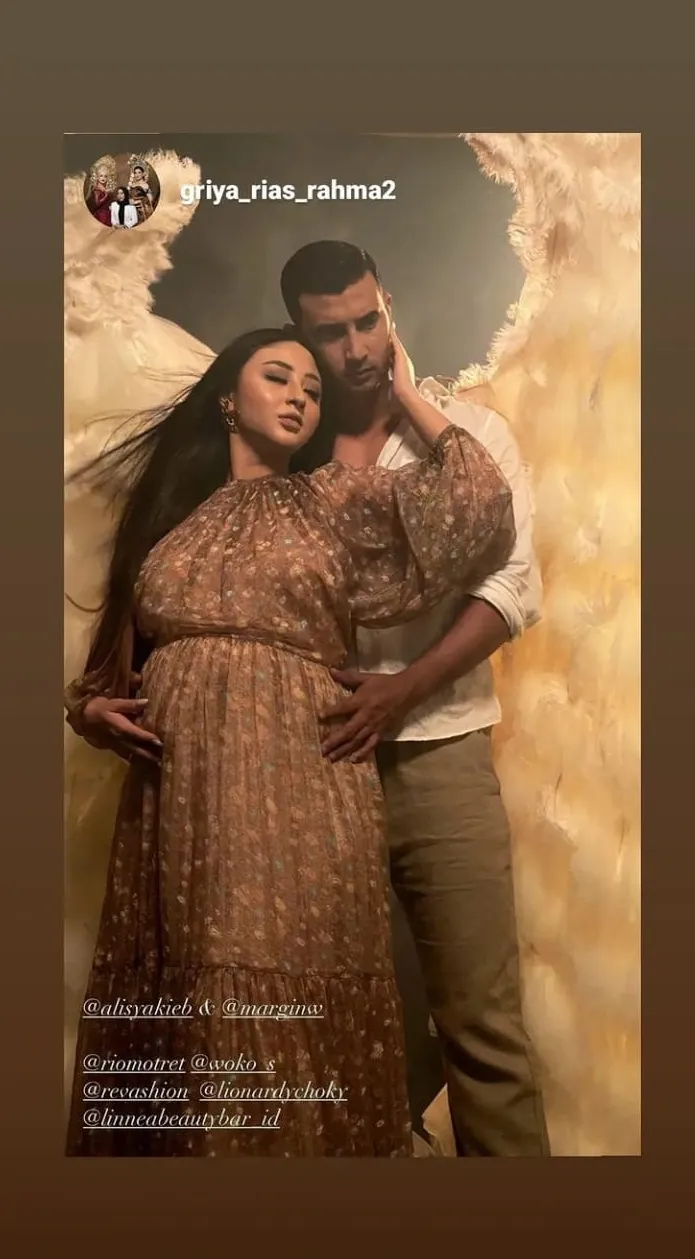 Potret maternity shoot Margin Wieheerm © 2021 brilio.net Potret maternity shoot Margin Wieheerm © 2021 brilio.net