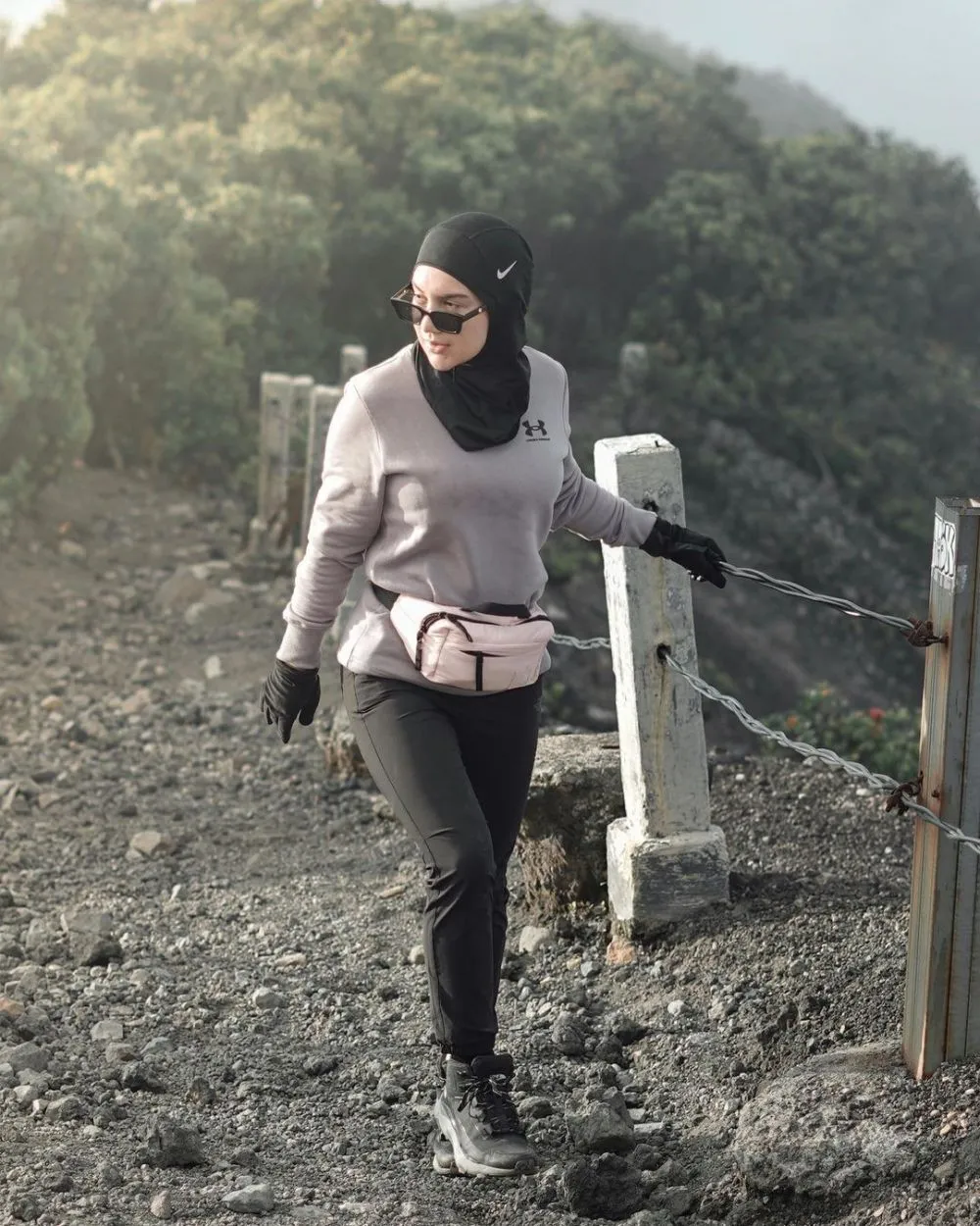 ammar bella naik gunung © 2021 Instagram