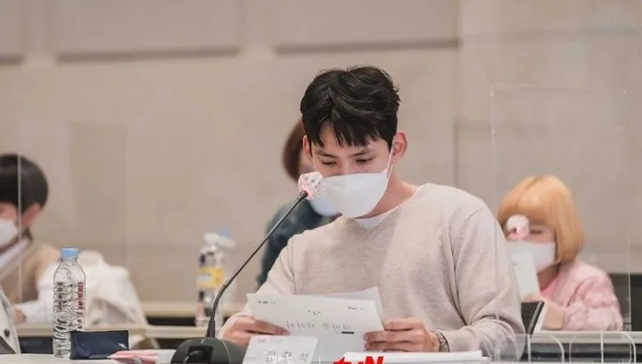 Perjalanan karier Kang Hyung-suk Instagram/@kanghyungsuk_