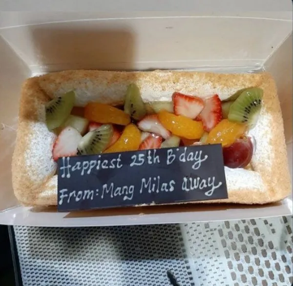 tulisan kocak kue ulang tahun © 2021 Twitter tulisan kocak kue ulang tahun © 2021 Twitter