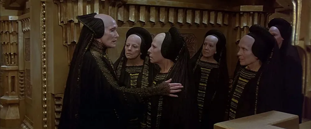 9 Kisah tersembunyi Bene Gesserit, geng penyihir licik di film Dune berbagai sumber