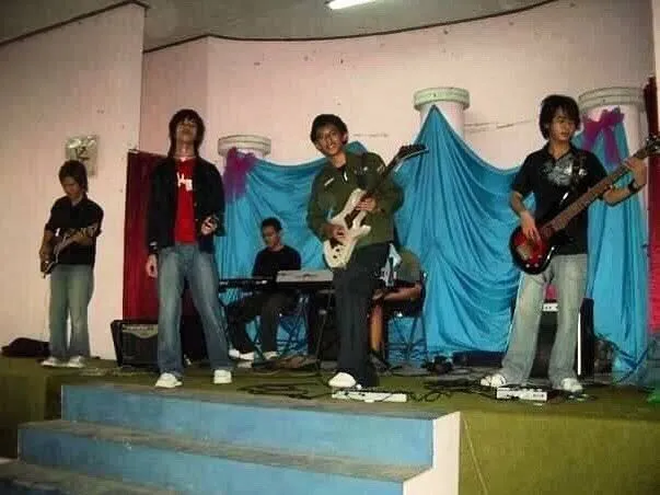 Potret lawas D’masiv © 2021 brilio.net Potret lawas D’masiv © 2021 brilio.net