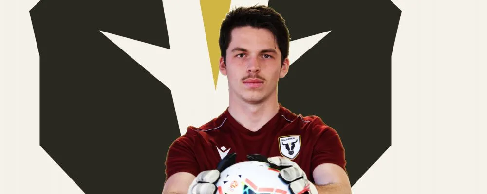 Pesepak bola Australia ini mirip Atta Halilintar © berbagai sumber Pesepak bola Australia ini mirip Atta Halilintar © berbagai sumber