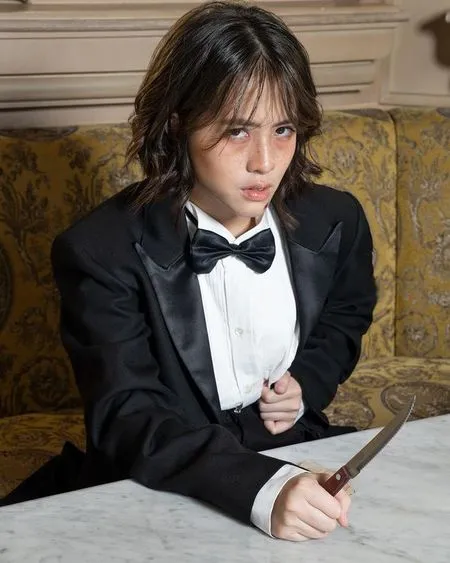 Seleb berdandan ala Squid Game © berbagai sumber Seleb berdandan ala Squid Game © berbagai sumber