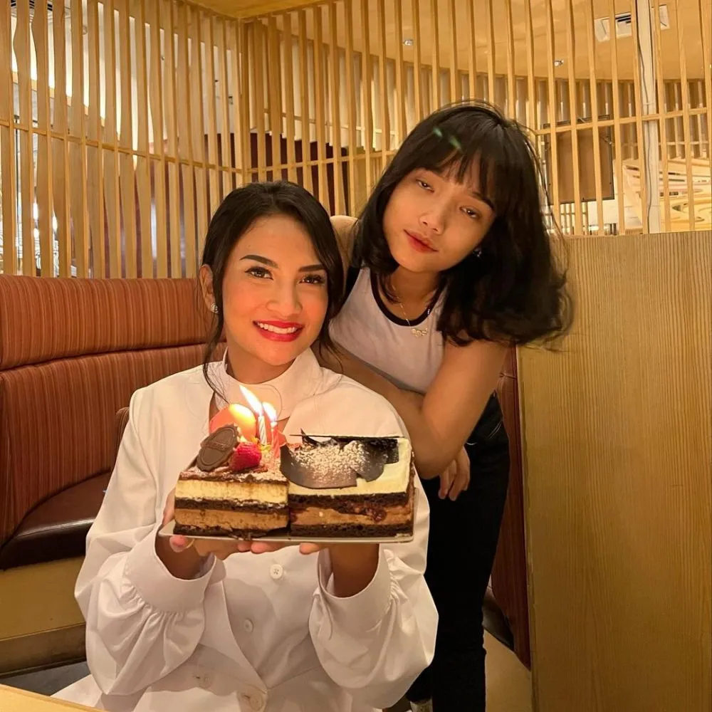 kedekatan vanessa dan adik ipar © 2021 Instagram kedekatan vanessa dan adik ipar © 2021 Instagram