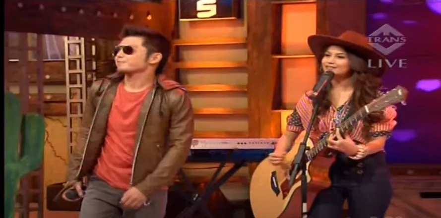 Vanessa Angel Nyanyi © 2021 brilio.net