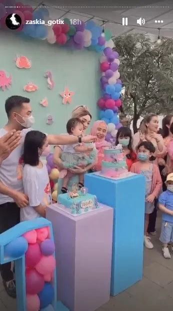 Momen Zaskia Gotik rayakan ultah anak © Instagram Momen Zaskia Gotik rayakan ultah anak © Instagram