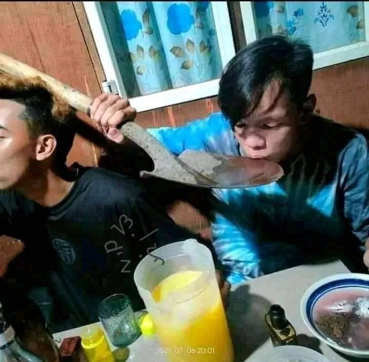 mau makan tapi malah jadi ribet sendiri © 2021 instagram.com mau makan tapi malah jadi ribet sendiri © 2021 instagram.com