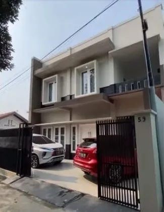 Potret rumah pemain Lapor Pak! berbagai sumber