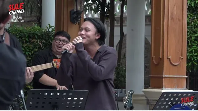 momen anniversary dan ulang tahun sule © berbagai sumber momen anniversary dan ulang tahun sule © berbagai sumber