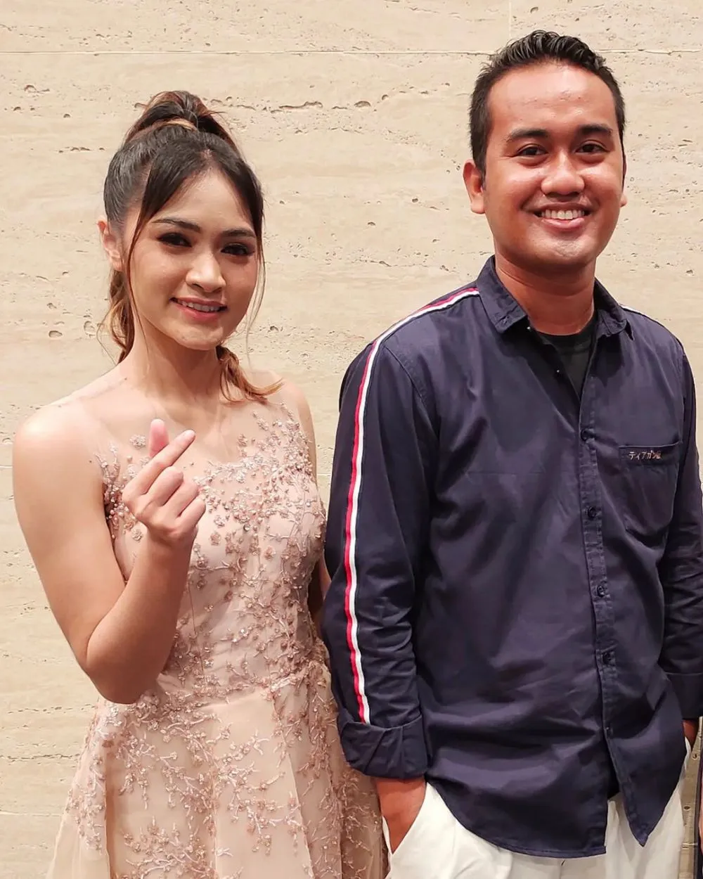 Gaya penyanyi di Anugerah Dangdut Indonesia © Instagram Gaya penyanyi di Anugerah Dangdut Indonesia © Instagram