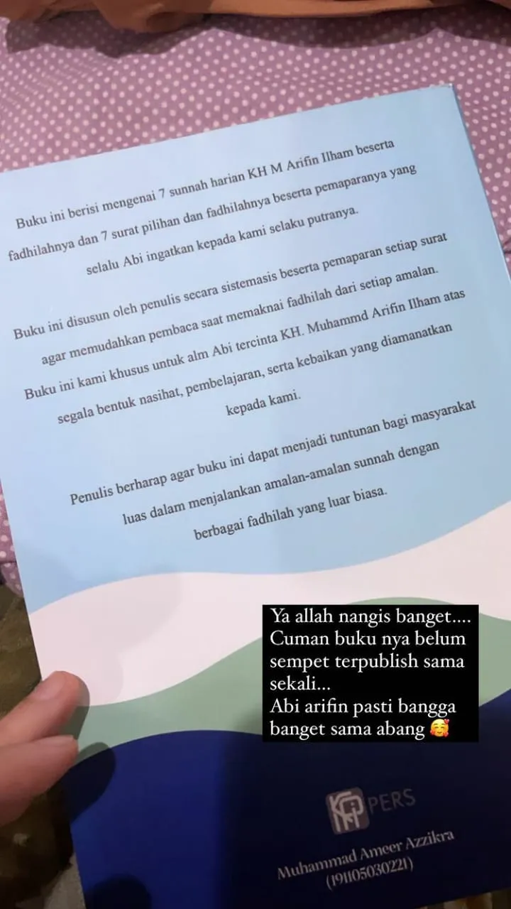 istri ungkap ameer sempat tulis buku © instagram istri ungkap ameer sempat tulis buku © instagram
