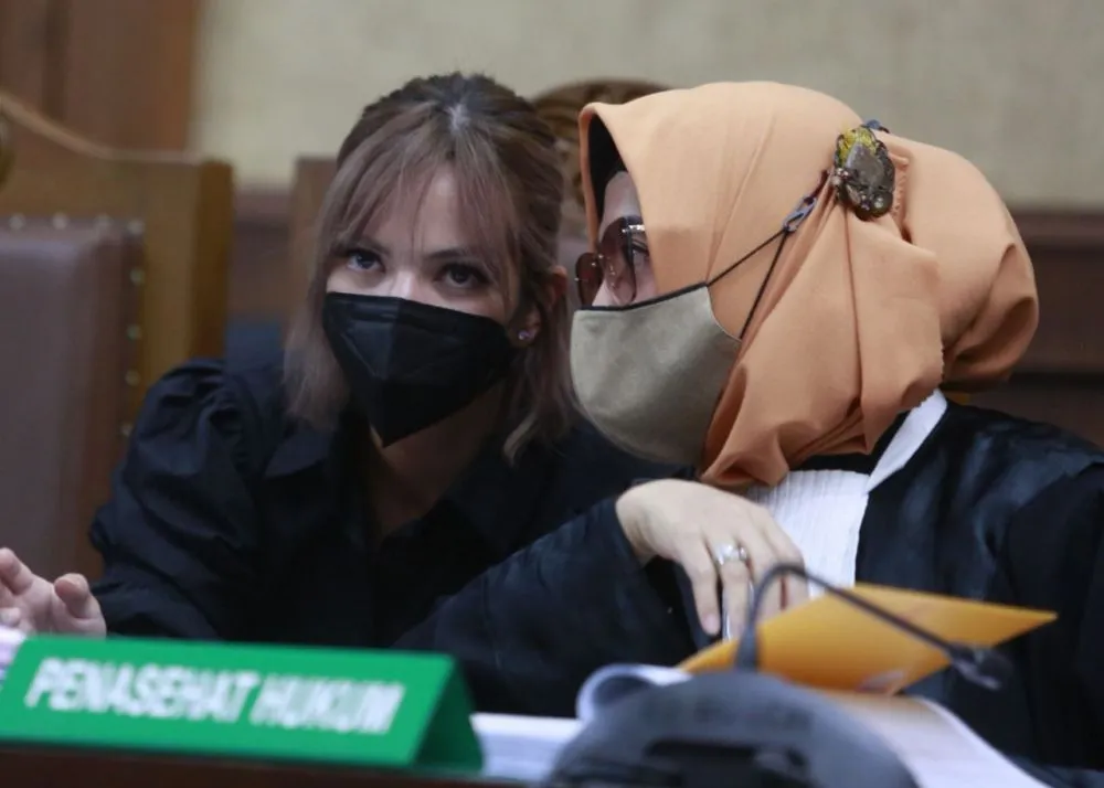 nia ramadhani rambut baru © 2021 Kapanlagi nia ramadhani rambut baru © 2021 Kapanlagi