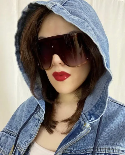 Tina Toon unggah foto © Instagram