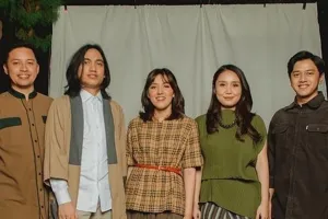 Memaknai Rintik Hujan lewat single kolaborasi HIVI! bareng 3 musisi