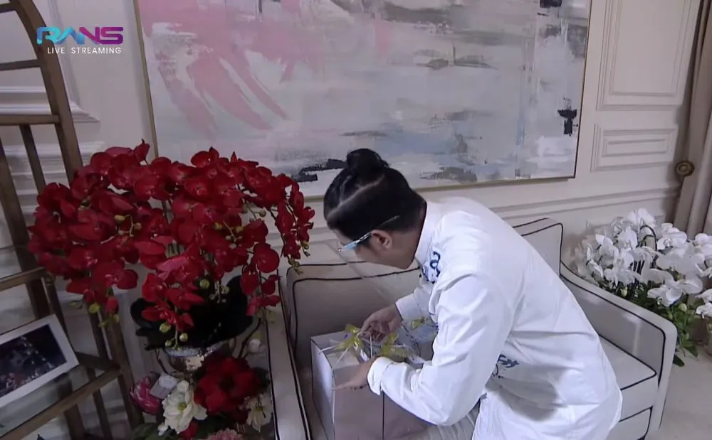 bingkisan aqiqah anak raffi © 2021 YouTube