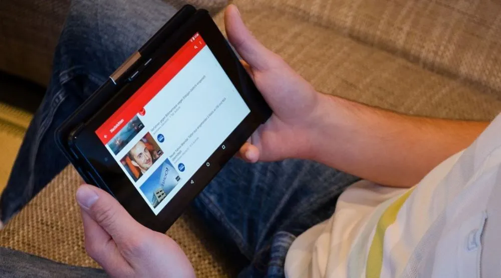 6 Cara atasi YouTube tak bisa dibuka © 2021 brilio.net 6 Cara atasi YouTube tak bisa dibuka © 2021 brilio.net