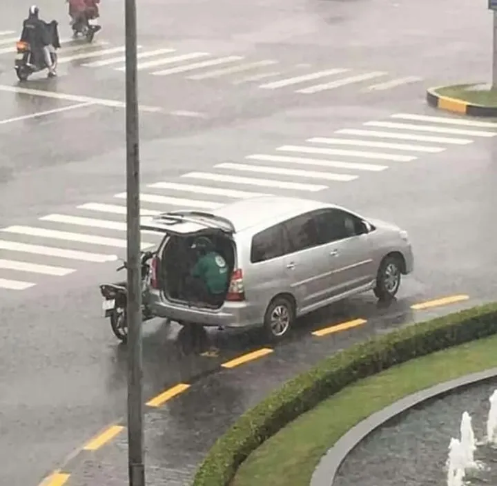 momen driver ojek online malah apes © 2021 instagram.com momen driver ojek online malah apes © 2021 instagram.com